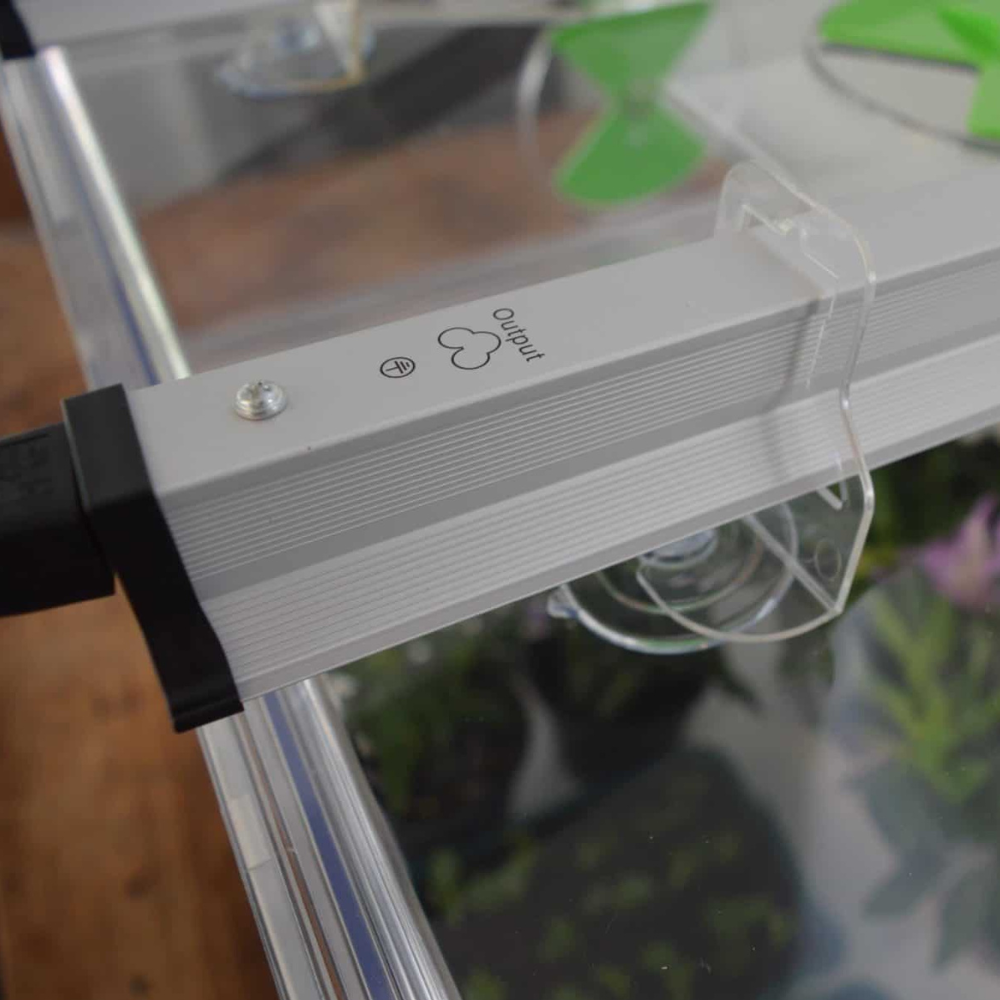 Lampe de culture LED 120 cm 6500 Kelvin - germination & culture de jeunes plantes