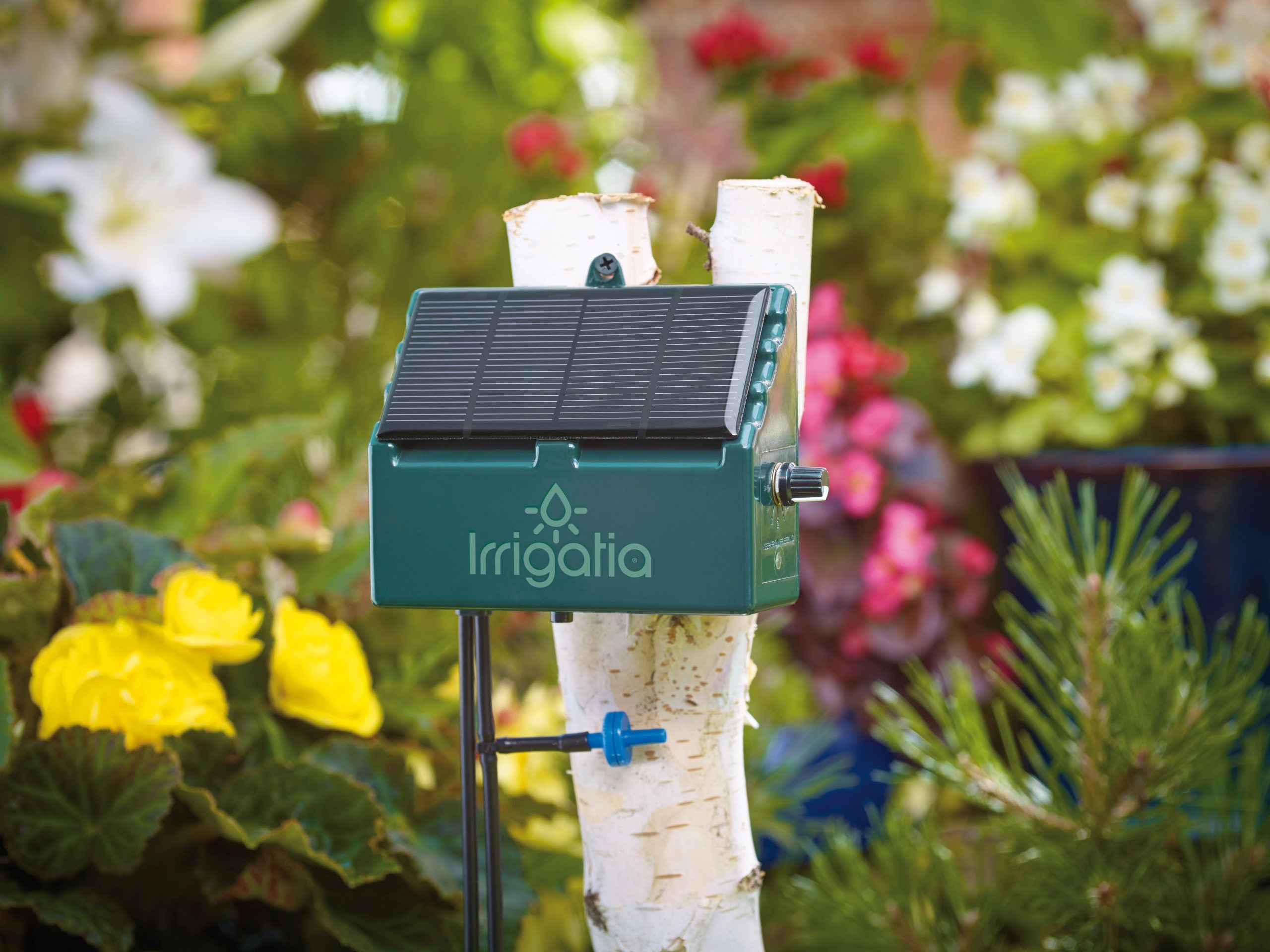 Irrigatia SOL-C12L solar irrigation system - That's smart watering!